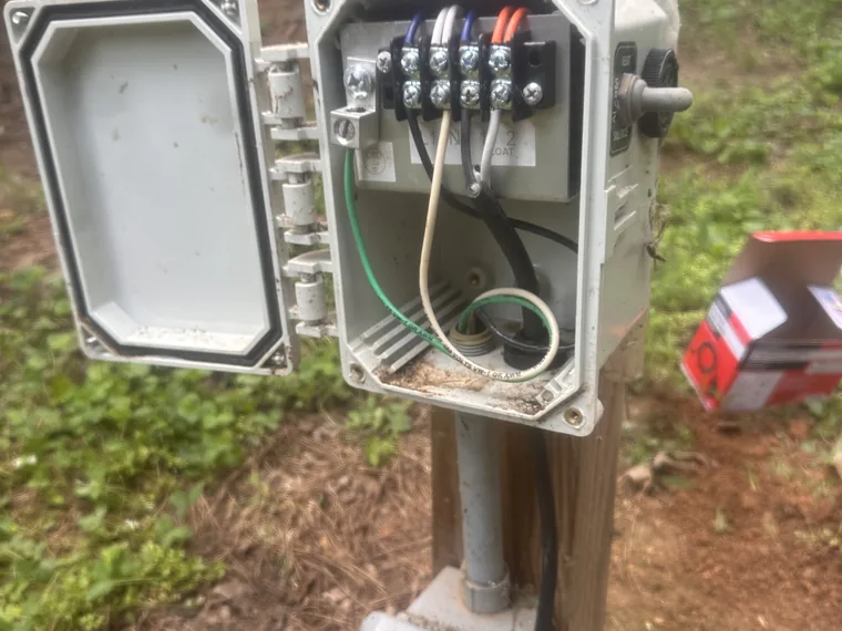 Septic float switch wiring at the alarm panel terminals in Chattanooga & Southeast Tennessee, GA